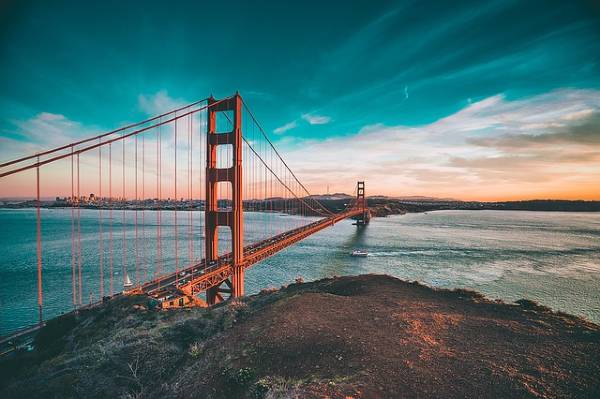 alt="גשר-הזהב-סן-פרנסיסקו-בשקיעה">