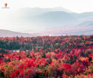 alt="ההרים-הלבנים-בשלכת-ניו-המפשייר">