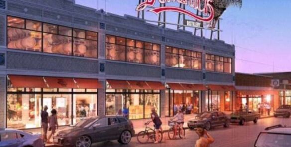 חזית בניין מזקקת הוויסקי ההיסטורית אולד דומניק (Old Dominick Distillery) בממפיס, טנסי.