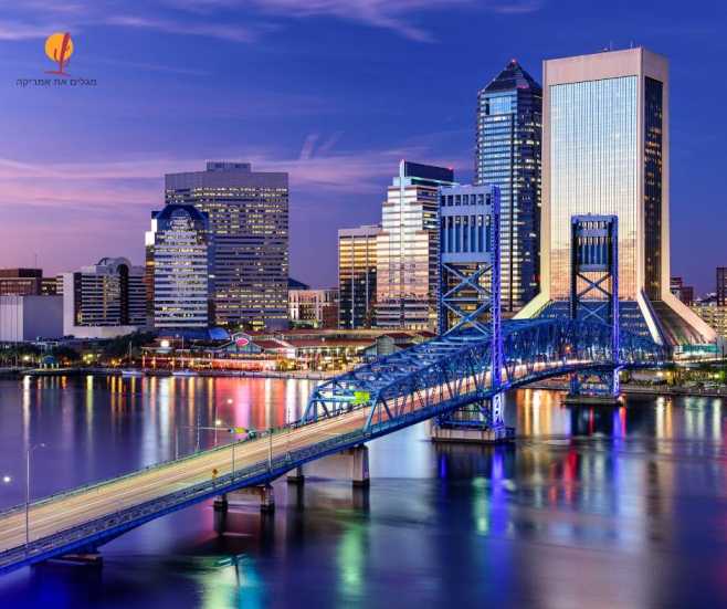 alt="קו-הרקיע-של-ג'קסנוויל-פלורידה">