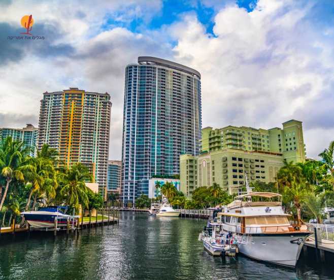 alt="תעלות-סירה-מגדלים-פורט-לודרדייל">